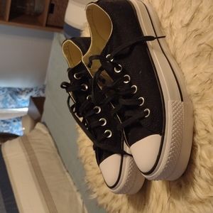 Converse All Star Size 7.5 women's shoes